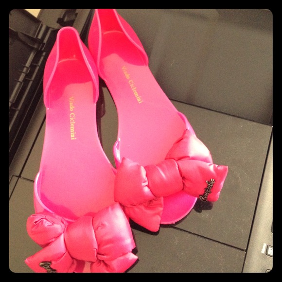 HOT PINK sandals size 37