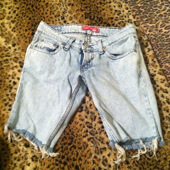 Cut off shorts