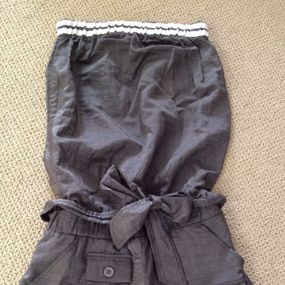 Gray romper - Picture 2 of 4