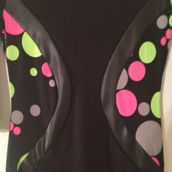 Fun Party Dress!! - Picture 3 of 4