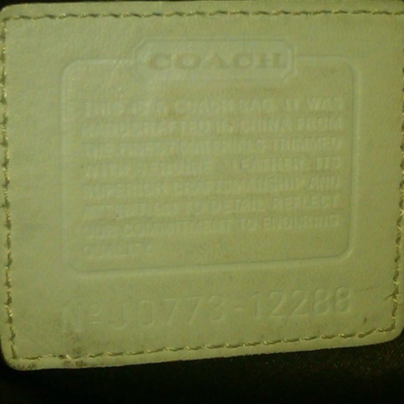 💢LOWERED THE FINAL PRICE💢 Coach purse - Picture 4 of 4