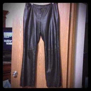 🎤 Super Fun Black Leather Pants🎸