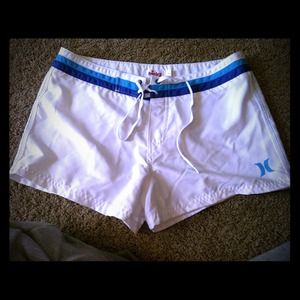 💋Reserved for @besttwinsaround Hurley shorts