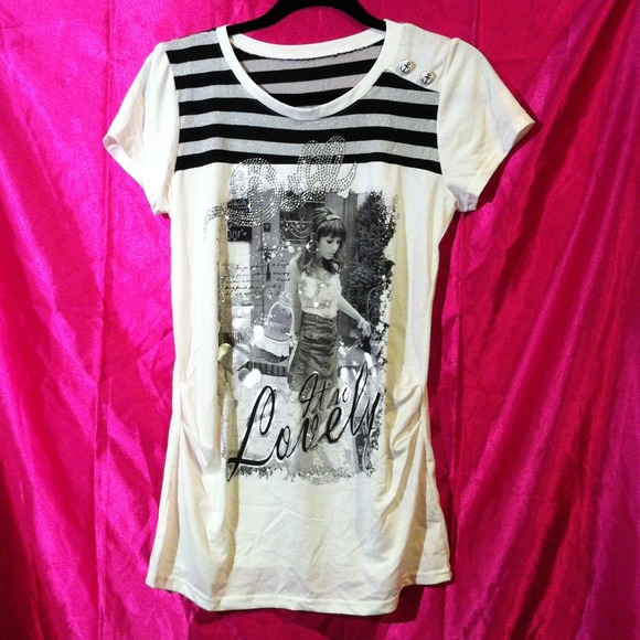 Graph tee with bling bling 