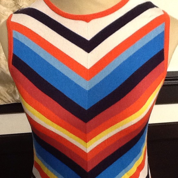 Super Cute Stripped Sweater Top! - Picture 1 of 1