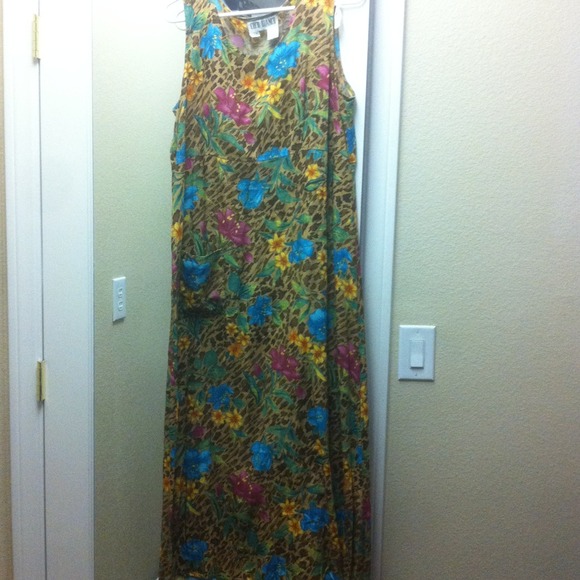 Nice floral long print dress
