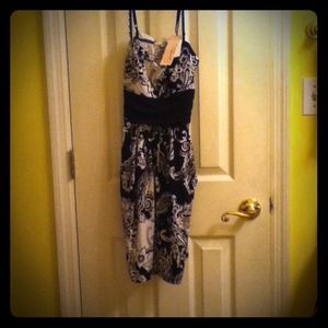 Black and white patterned dress