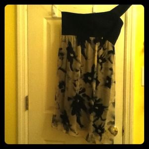 Sexy and daring dress to rock the night out!