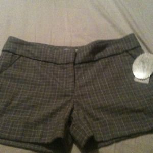 Size 9 black and white shorts new with tags
