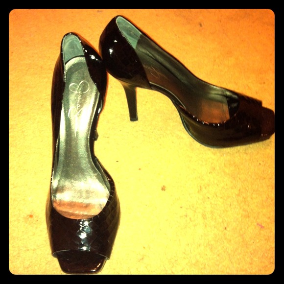 Jessica Simpson Heels ✨