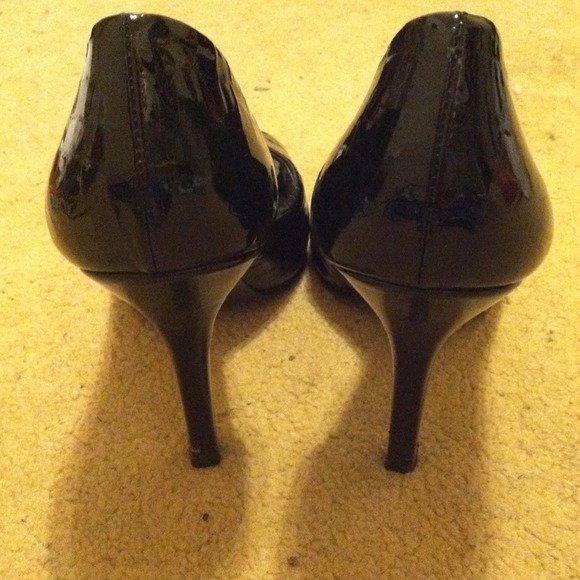 Jessica Simpson Heels ✨ - Picture 3 of 3
