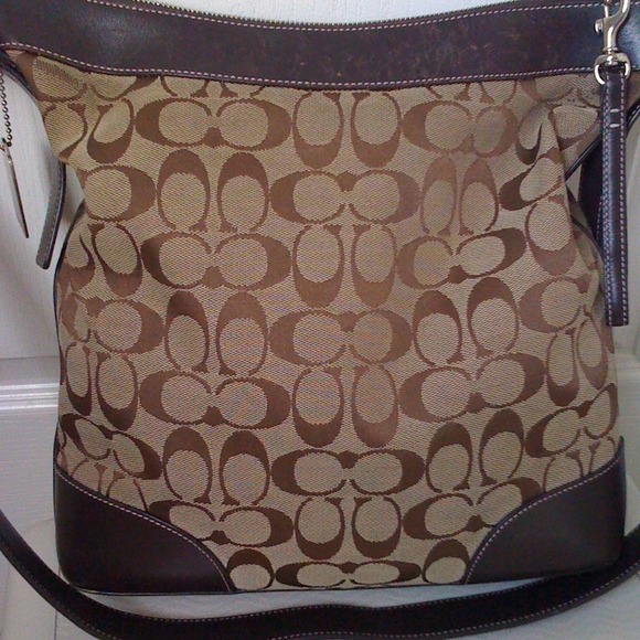 Coach slim bag . Use as crossbody & shoulder carry