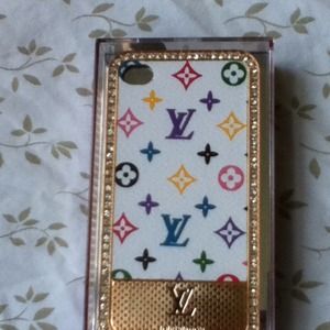 RESERVE for @deeannelizabeth   LV iPhone 4 Casing
