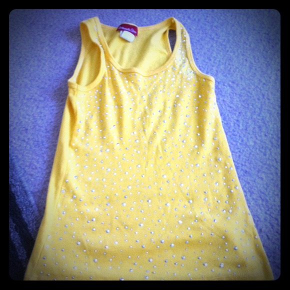 Yellow tank with rhinestones!!