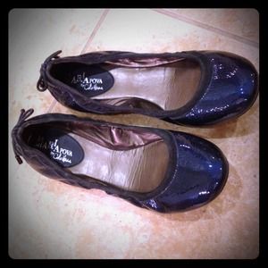 SOLD!! Cole Haan patent flats