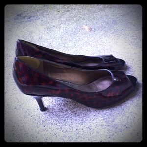 Trade💝Very cool tiger print peep toe💝