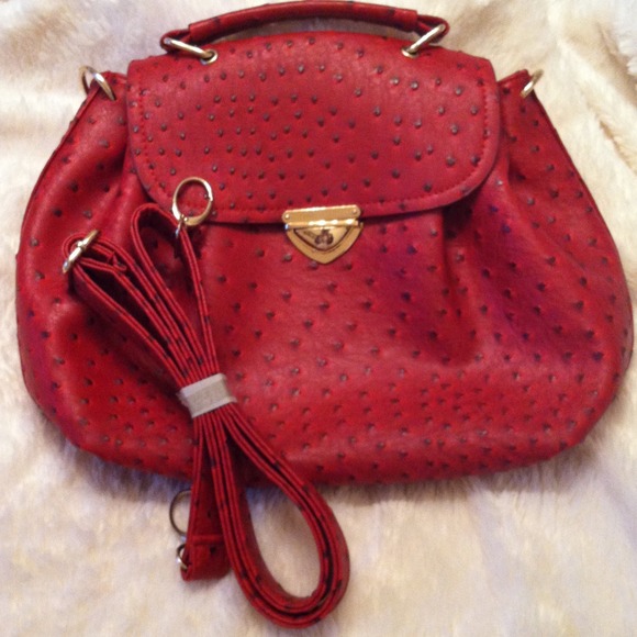Gorgeous red bag - Picture 2 of 4