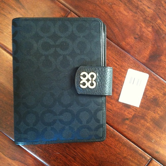 💢RESERVED FOR KATEEBEE12💢Authentic Coach Planner