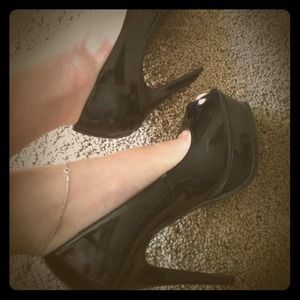 💋Reserved for @itzmeserahg Black heals