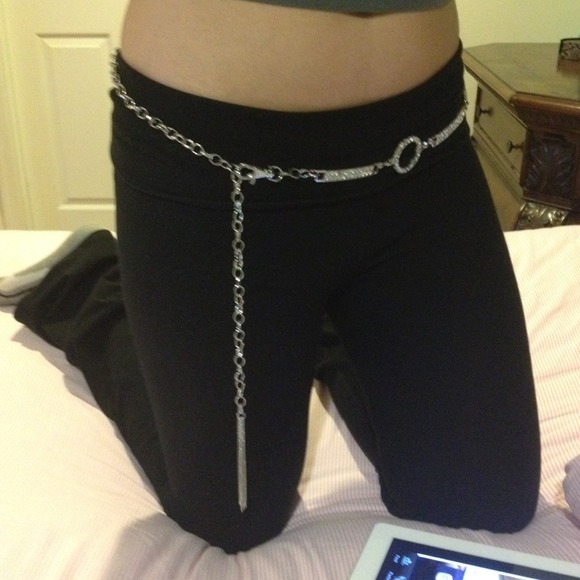 Sexy & never worn don't miss out - Picture 4 of 4