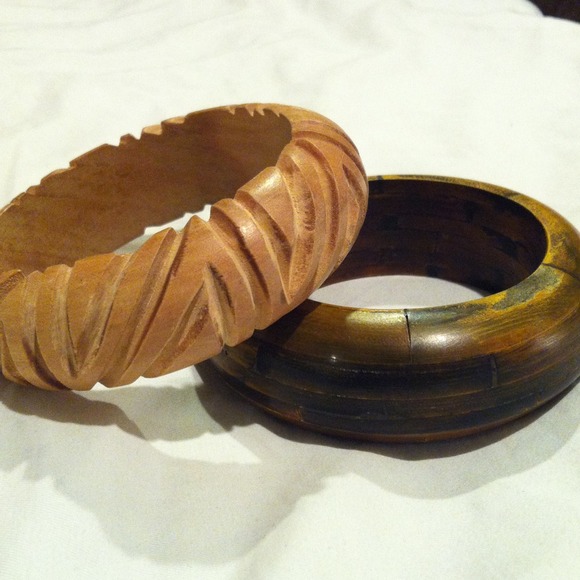 Wooden bangles - Picture 2 of 4