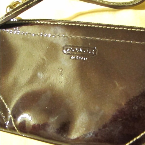 Coach Bags - Dark Chocolate Patent Leather Coach Wristlet Coach Bags - Dark Chocolate Patent Leather Coach Wristlet