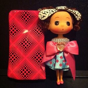 Clutches & Wallets - Multipurpose pouch w/ Doll ( Pink ) Clutches & Wallets - Multipurpose pouch w/ Doll ( Pink )