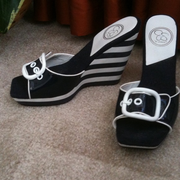 Jessica Simpson sandals size 7M