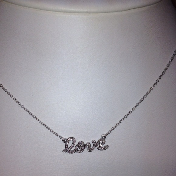 14 KT white gold as seen in house wife's of NJ 💎 - Picture 5 of 5