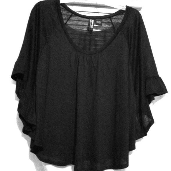 Black scalloped batwing blouse