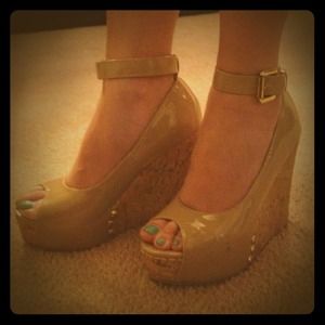 Chinese Laundry Nude Wedges