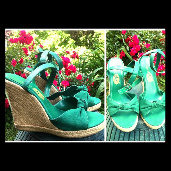 ⚡REDUCED⚡Wedged Espadrilles