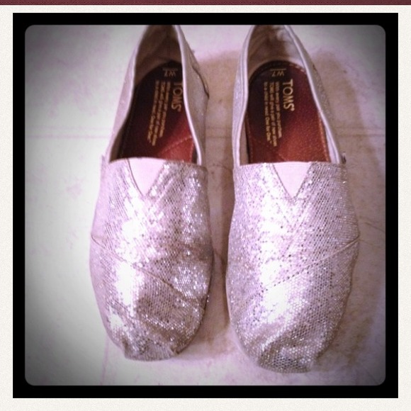 ❌RESERVED❌Silver Glitter TOMS