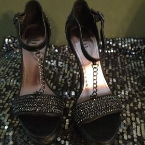 Black chain embel/heel studded 4.5 inch heel.