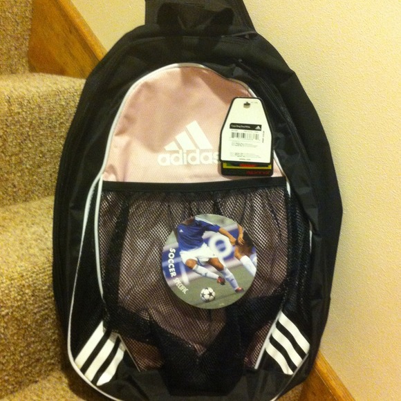 Adidas Handbags - 💢💢REDUCED💢💢. NWT Adidas Crossover Backpack