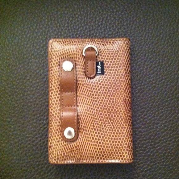 iPod Classic Case - Picture 2 of 3