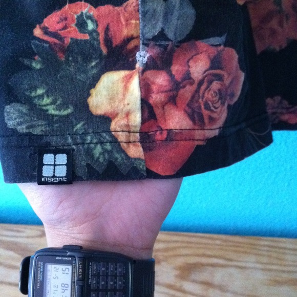 Insight 90s roses floral body con dress - Picture 3 of 4