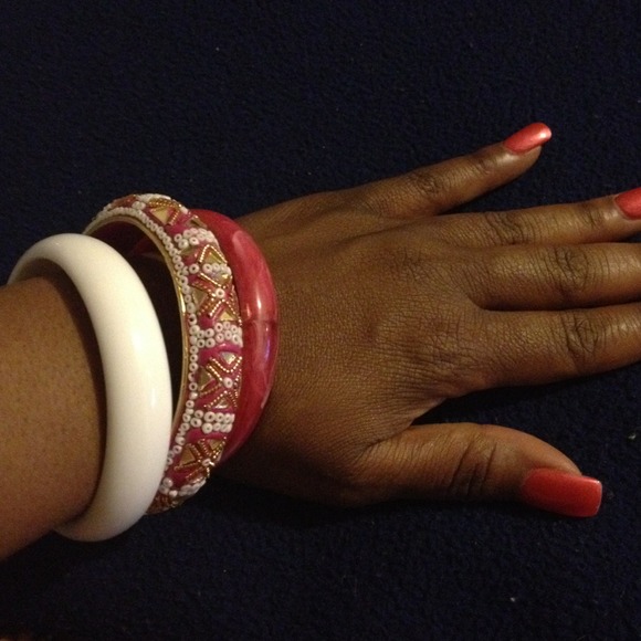 3 BRACELET BUNDLE! - Picture 1 of 2