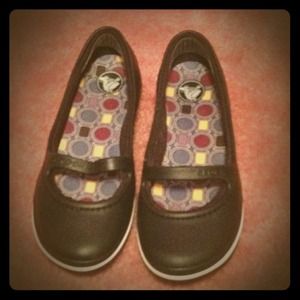 ✨ RESERVED @mickeymouse5 Black and White Flats