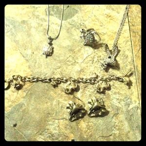 Lot of 5 pieces of hot animal trend fjeweley