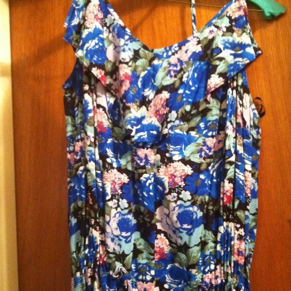 Romper - Picture 3 of 3