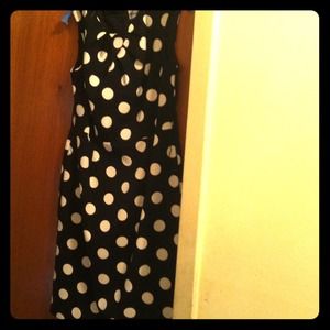 Lbd w polka dotsu