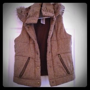 Vest -used once