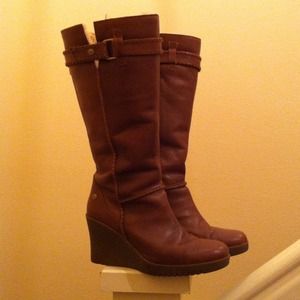 🌟reserved for jpon83🌟Leather UGG Boots -Chestnut