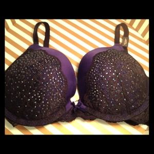 RESERVED @gitterandrocks Dream Angel pushup.