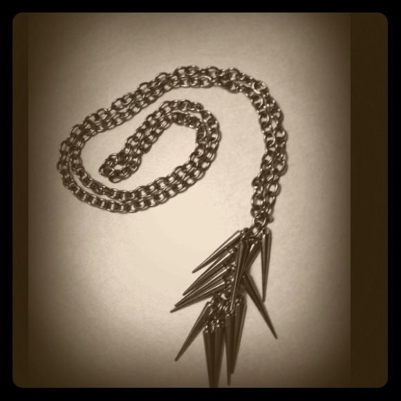 Long gunmetal spike necklace