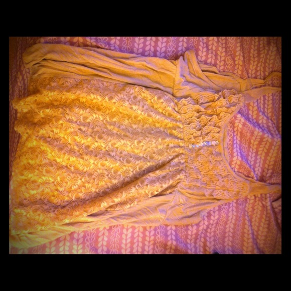 Lace top and floral bag bundle