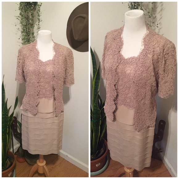 💕 HOST PICK 💕VINTAGE CAROLINA HERRERA
