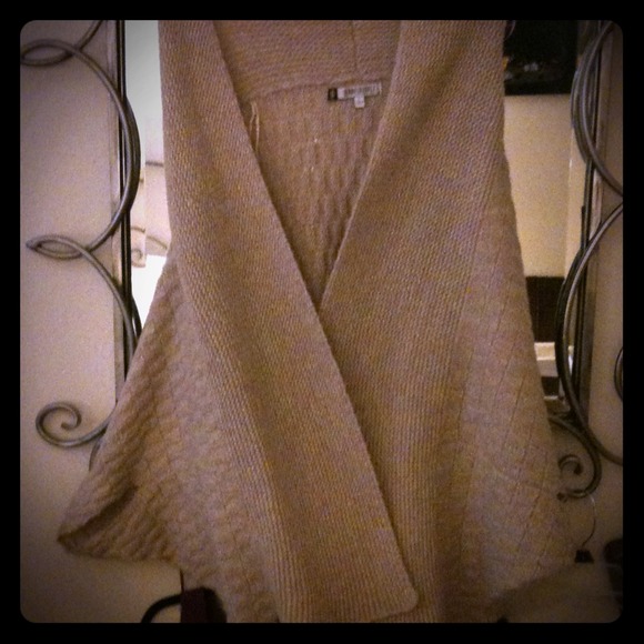 Honey colored wrap/cape let