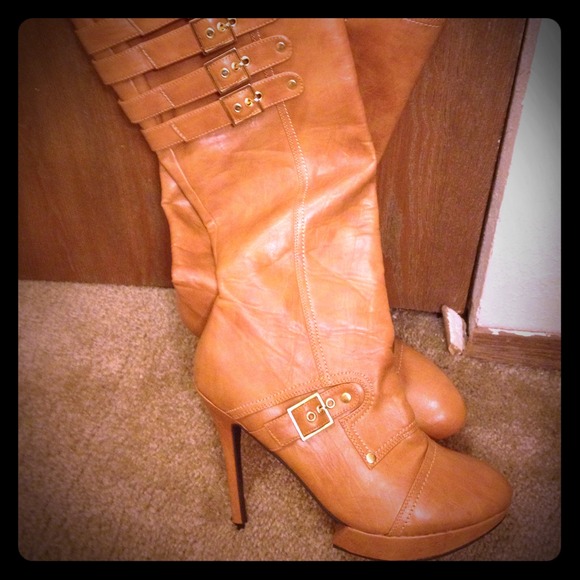 Chestnut knee high boot